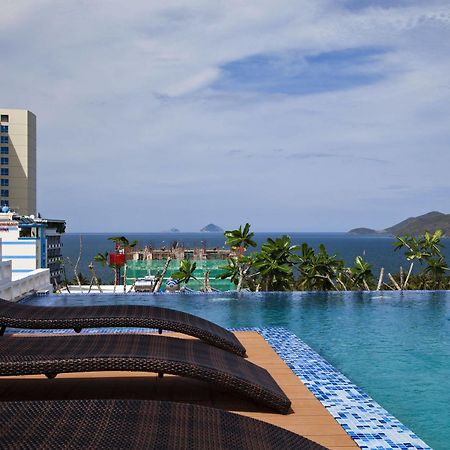 Golden Holiday Hotel Nha Trang Exterior photo