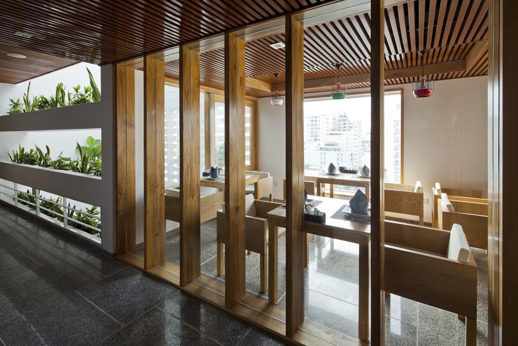 Golden Holiday Hotel Nha Trang Exterior photo