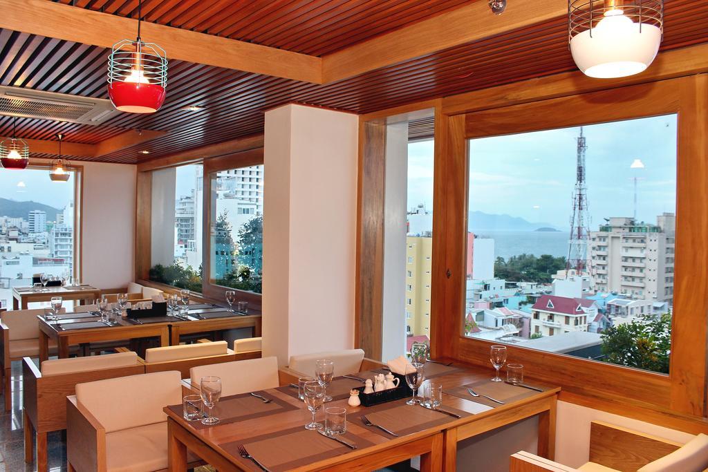 Golden Holiday Hotel Nha Trang Exterior photo