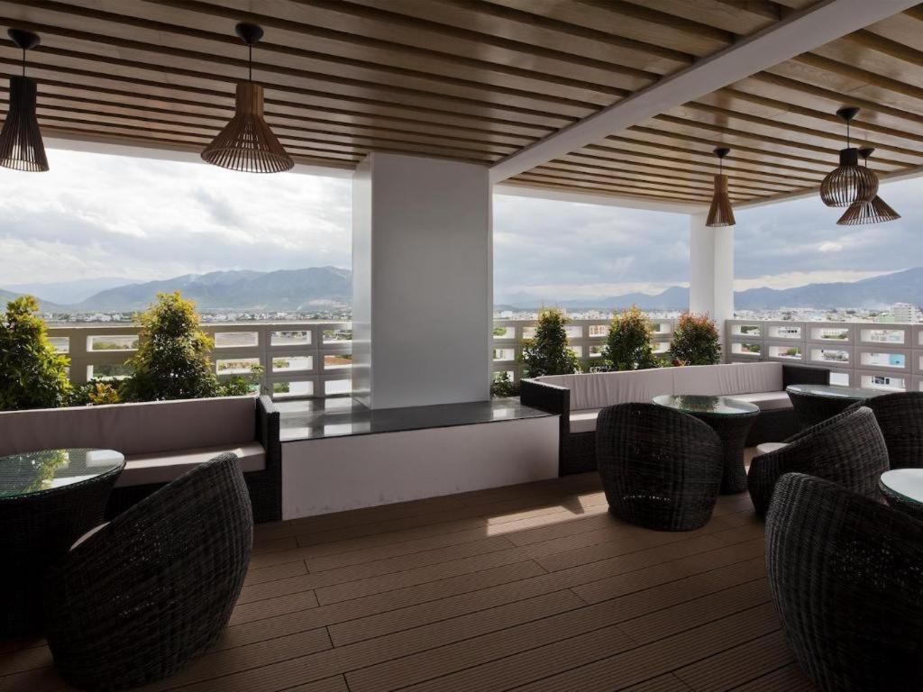 Golden Holiday Hotel Nha Trang Exterior photo
